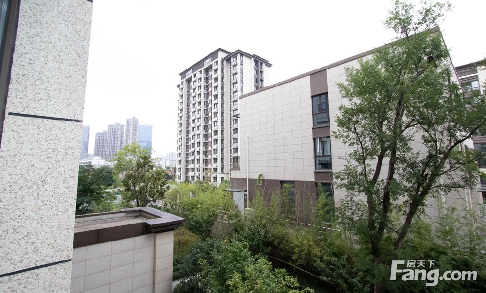 伟星国宾台双地铁电梯洋房中间楼层全天采光低密宜居