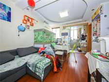 中环以内,交通方便,一梯二户,双南全明,中间位置,配套齐全。