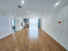 3号线出口中储 荣鼎写字楼540平精装开间采光好方正户型