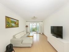 新上大三房 小区中间位置 全明户型 南北直通 花园洋房