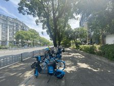 口 电梯口 豪如大厦200平 四个隔间 地砖装修