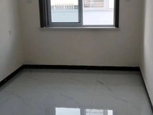 二院对面 电影公司家属院 84平43.6万 正规三室