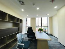 口鸿昇广场装修带家具电梯口 万达中冶商圈 恒泰国际鑫科