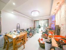 新上天骄花园大2房,新装地暖,一楼带花园,诚售价格好谈!