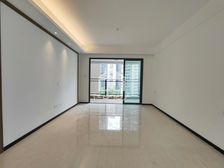 龙光玖誉城澜城4房 户型方正 南北通透 有钥匙看房