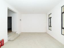 新出御河湾别墅纯毛坯 大院子 急卖 随时看房