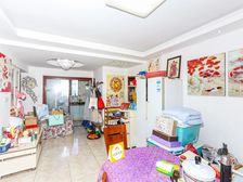 近龙阳路CBD 05年电梯商品房了 临河景观房