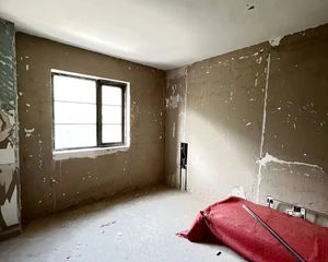 南北通透金科王府洋房4室2厅