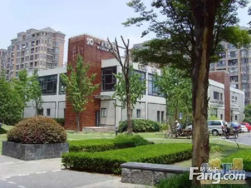 小区相关图