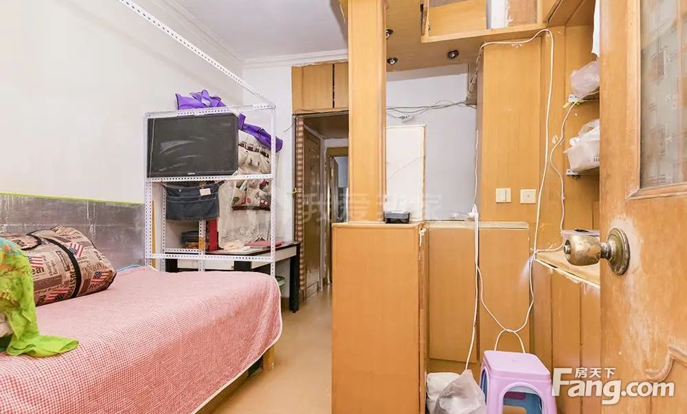 西城区新街口德胜门西大街64号楼1室1厅