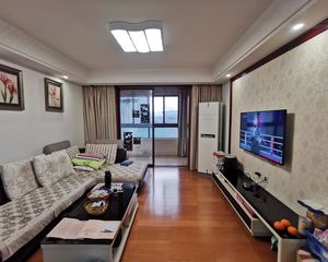 丽雅苑3室2厅1卫南朝向240.0万元/套出售