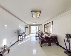 银海兴涛, 南北通透 中间位置 4居室,2厅