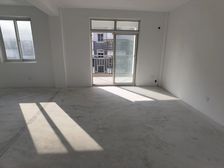 西城春天3室2厅2卫南朝向136.0万元/套出售