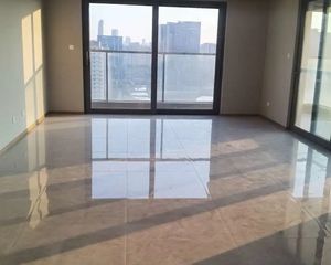 星湖湾4室2厅2卫南朝向820.0万元/套出售