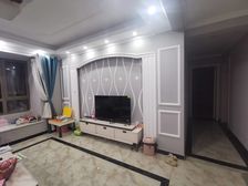 正南维维龙湖湾3室2厅