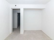 单价低)高铁新城 环球港旁 次新 户型方正 双阳台 有钥匙