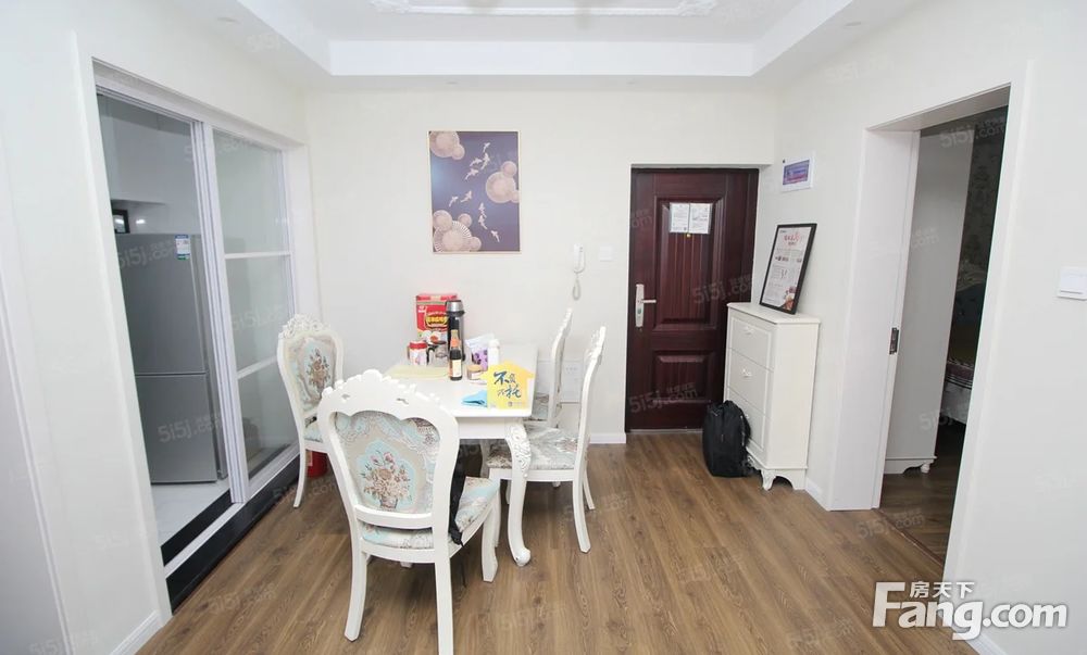 金都富丽花园清爽装修不沿街采光好两房朝南