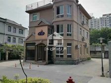 独栋 新天地别墅 可停放8辆车 位置宽敞