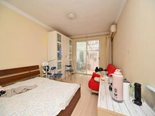 协合花苑,不靠马路,双南双天井,一梯两户,天井已经搭建