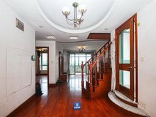 浦东三林 瀚林苑 复式房 4房2厅 送露台+阁楼 近6号线