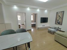 东方翡翠2房南精装真实好房