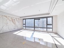 小高层 中间楼层 9楼 嘉宏一江风华 3室2厅 精装修