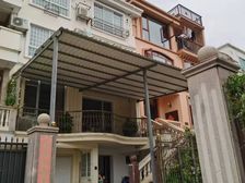 真实房源 青秀山下,带车库带花园 大自然花园联排别墅