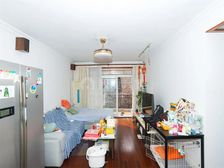 近DT 有书包 小区自带车位 南北通中间楼层 诚意卖+可聊