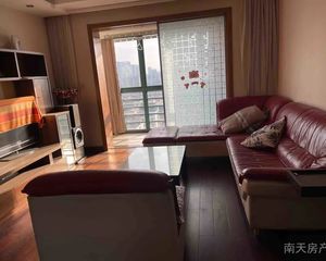 晶华名园3室2厅2卫南朝向300.0万元/套出售