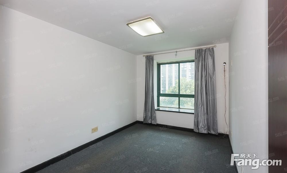 黄龙世纪苑 保俶塔 三房朝南 房龄新带电梯 单价低