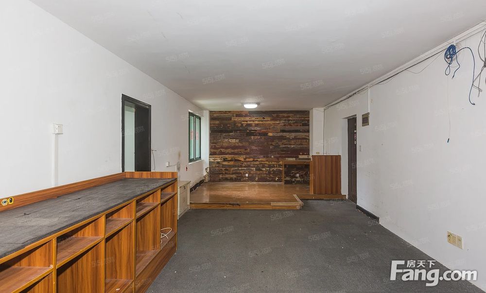 黄龙世纪苑 保俶塔 三房朝南 房龄新带电梯 单价低