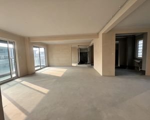 维科水岸春晖4室2厅2卫南朝向485.0万元/套出售