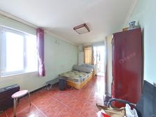 共享车位 金顶街四区 南北通透三居室 1995年楼龄