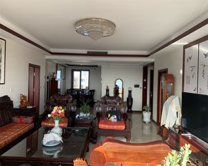 南北通透北京城建胜茂傲山4室2厅精装修