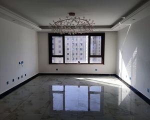 南北通透北京城建胜茂傲山3室2厅精装修