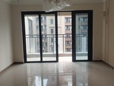 恒大山水城4室2厅2卫南朝向100.0万元/套出售