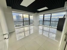 望京东 锐创国际 新出117平 双面采光 可配家具