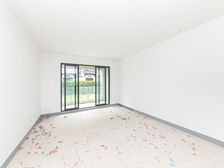 新出绿城江南里 洋房 毛坯 特价急卖 随时看房