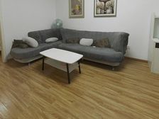 滨江府,2房精装,户型方正,靠东门进出方便