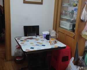 明楼北区2室1厅1卫南朝向94.0万元/套出售