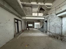 首付50多万买渝北照母山山顶别墅6房设计看中庭