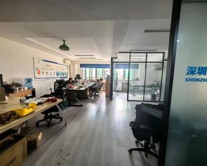上地国际创业园精装南向171平米出售