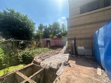 照母山南向毛坯别墅 满五377平仅400万