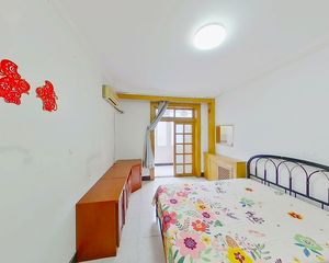 西城区广外二环边全南向两居室鸭子桥北里 两居室业主诚心卖