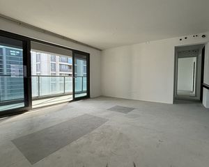 绿城·新桂沁澜4室2厅3卫南朝向428.0万元/套出售