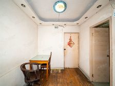 繁华地段,配套完善,电梯房,主卧朝南,交通便利