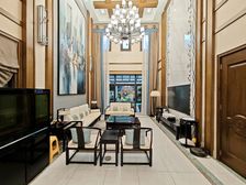 巴南区 招商依云江湾 五房 380万