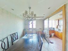 别墅小区,采光好,带车库,买一层增一层,看中可谈