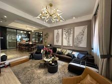 新出!性价比联排法式别墅!样板间一样的装修 小区安静位置