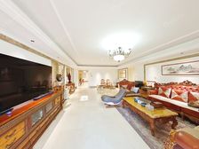 朝阳公园西门 九号公寓 东向正对公园